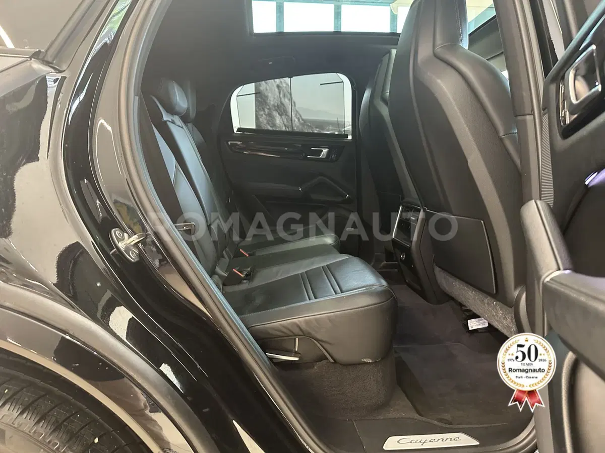 Porsche Cayenne usata a Forlì-Cesena (10)