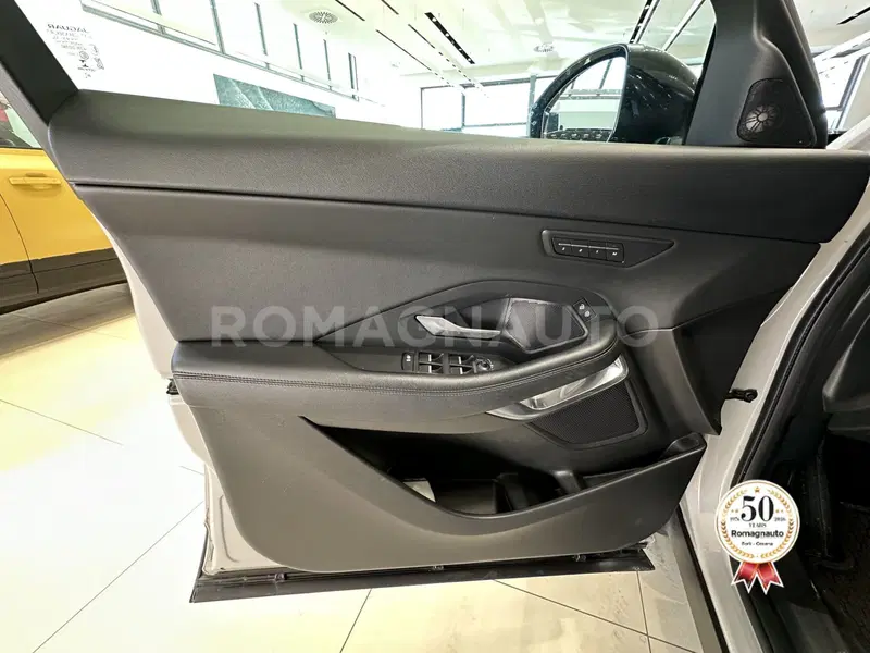 Jaguar E-Pace usata a Forlì-Cesena (15)