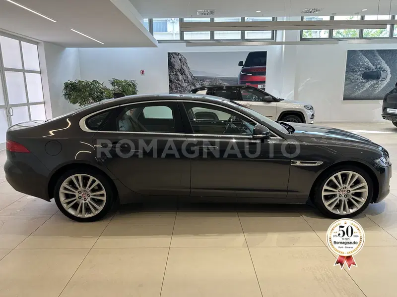 Jaguar XF usata a Forlì-Cesena (4)