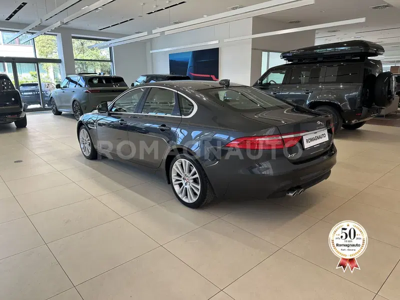 Jaguar XF usata a Forlì-Cesena (7)