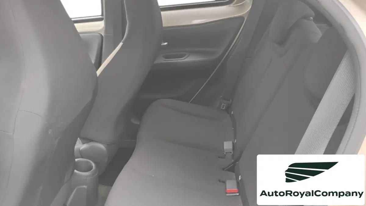Toyota Aygo X usata a Roma (5)