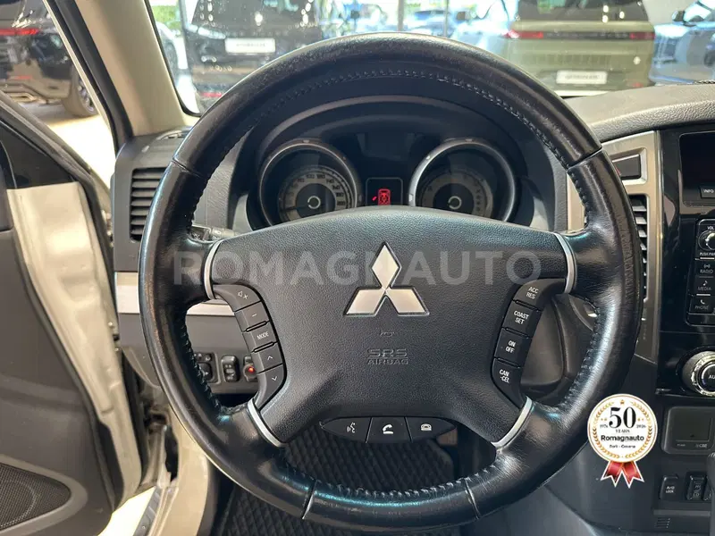 Mitsubishi Pajero usata a Forlì-Cesena (16)
