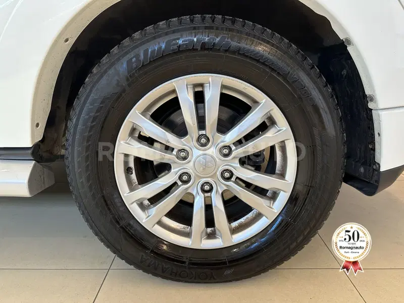 Mitsubishi Pajero usata a Forlì-Cesena (9)
