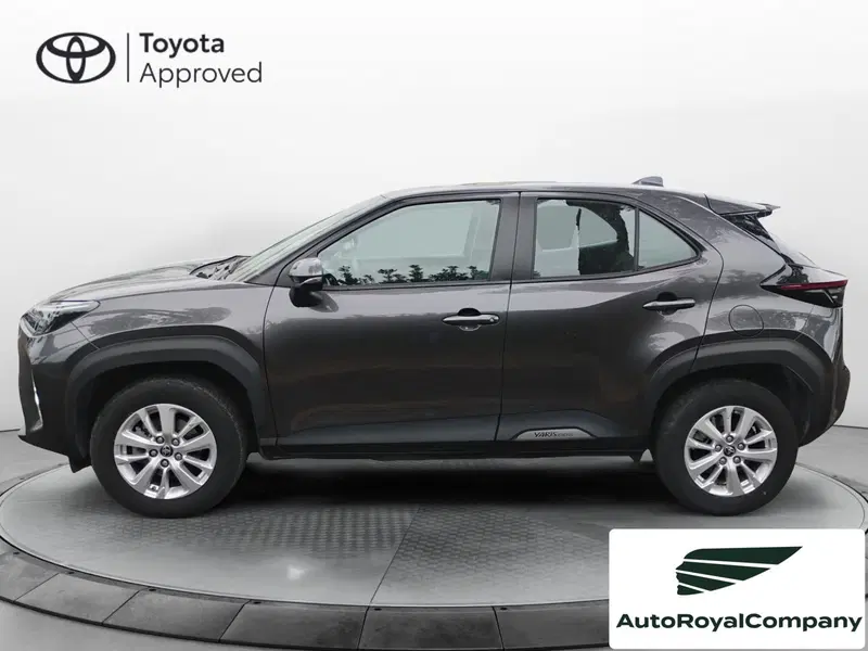 Toyota Yaris Cross usata a Roma (11)
