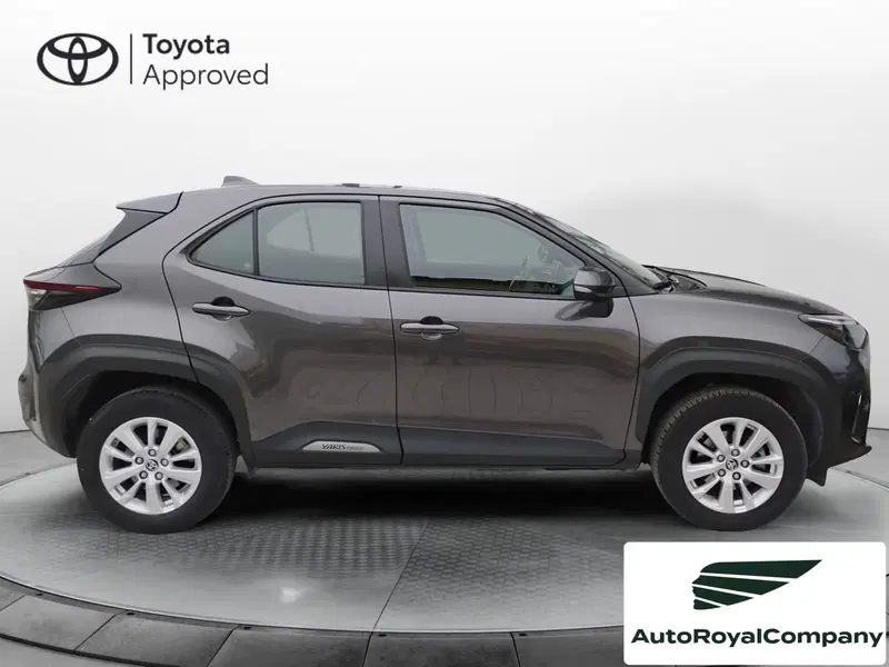 Toyota Yaris Cross usata a Roma (12)