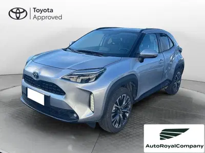 Toyota Yaris Cross 1.5 Hybrid 5p. E-CVT Lounge del 2023 usata a Roma