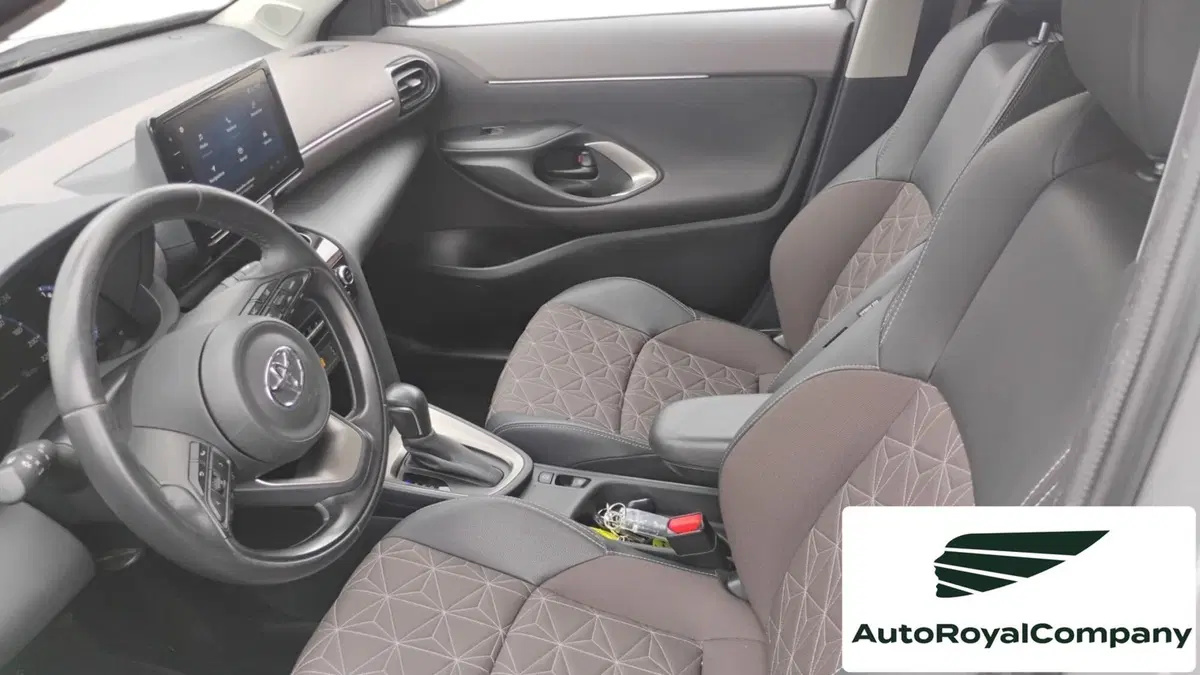 Toyota Yaris Cross usata a Roma (4)