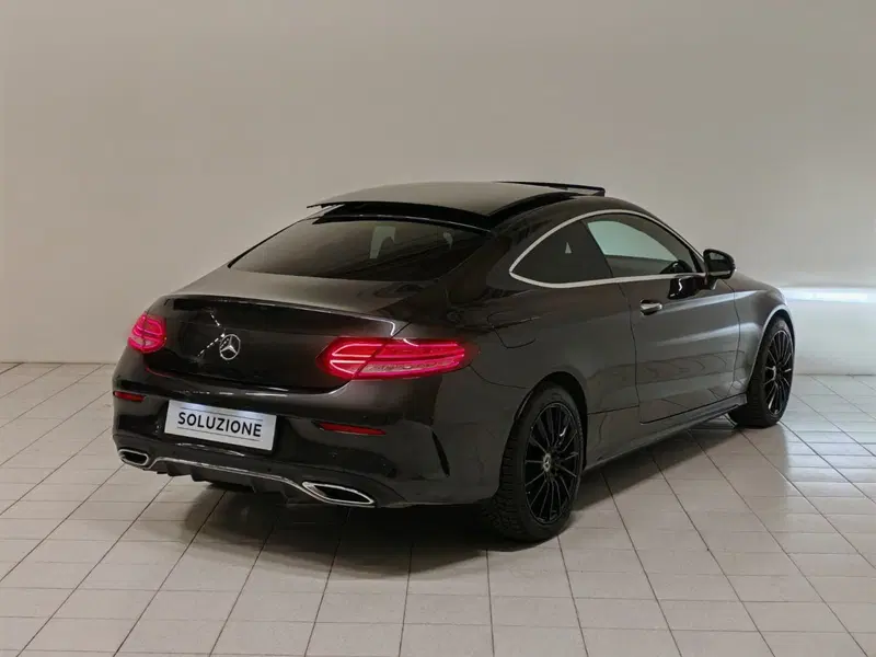 Mercedes-Benz Classe C Coupé usata a Verbano Cusio Ossola (2)