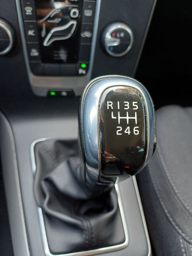 Volvo V40 Cross Country usata a Modena (20)