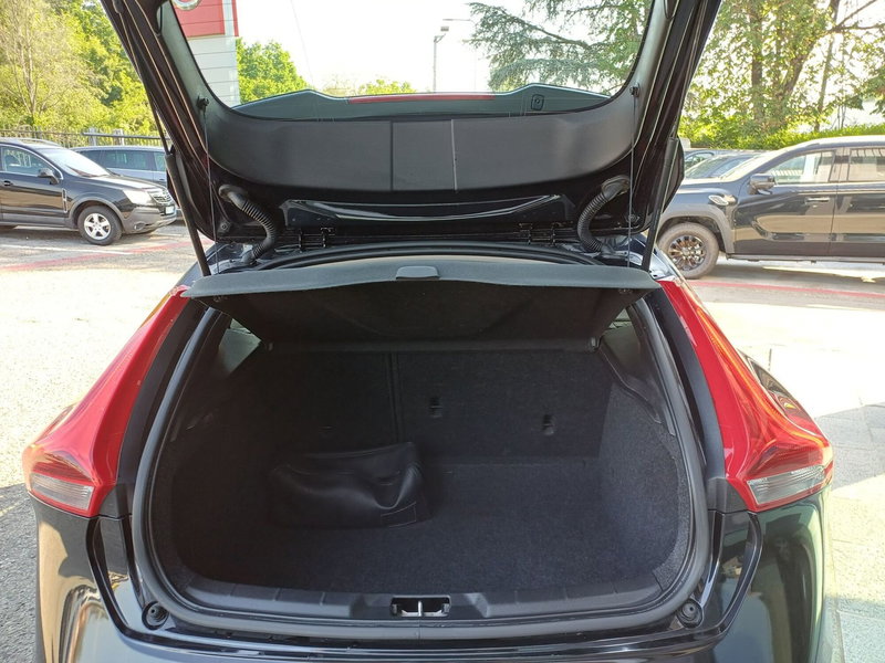 Volvo V40 Cross Country usata a Modena (9)