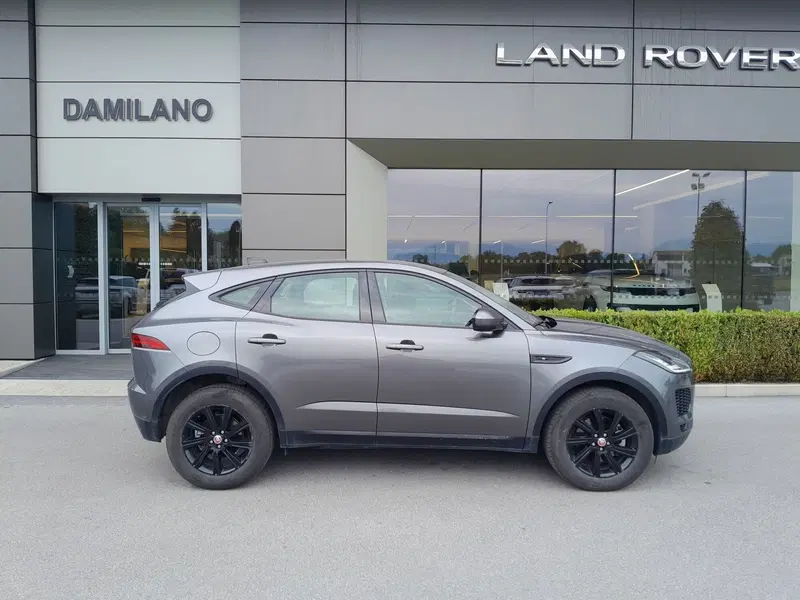 Jaguar E-Pace usata a Cuneo (5)