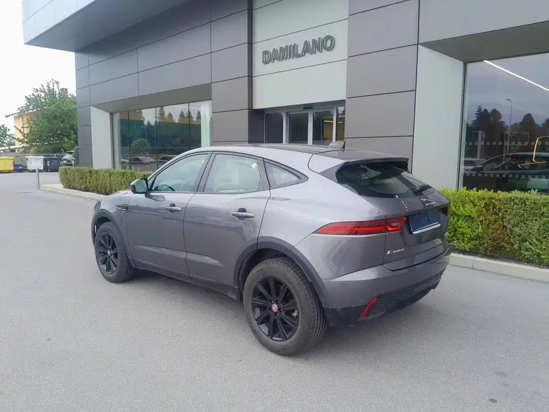 Jaguar E-Pace usata a Cuneo (6)