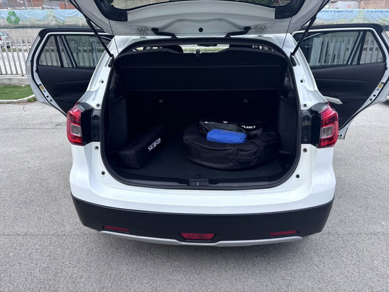 Suzuki S-Cross usata a Ancona (11)