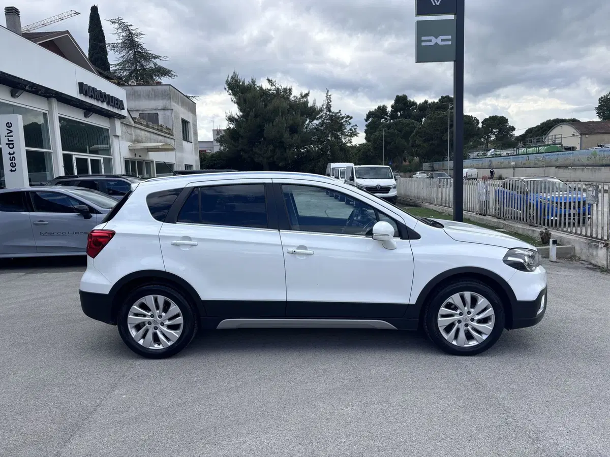 Suzuki S-Cross usata a Ancona (4)