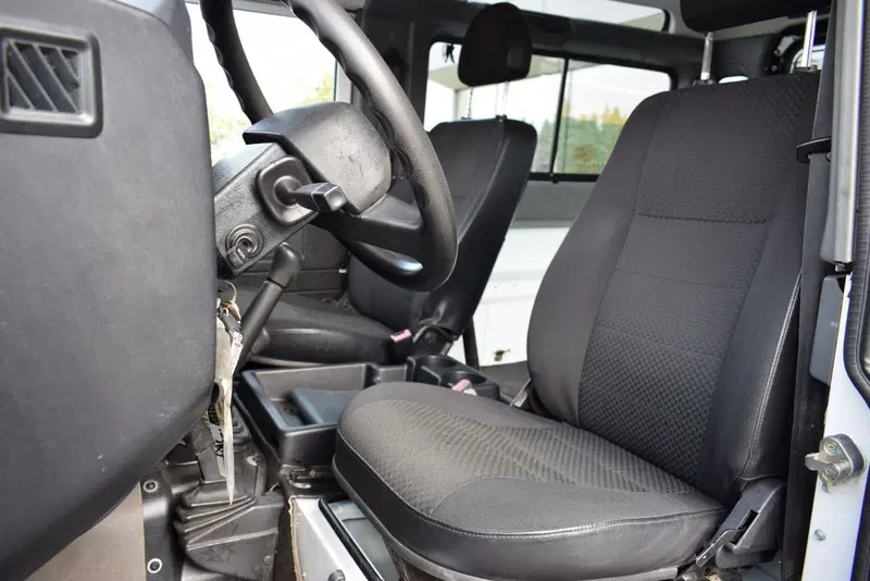 Land Rover Defender usata a Cuneo (15)