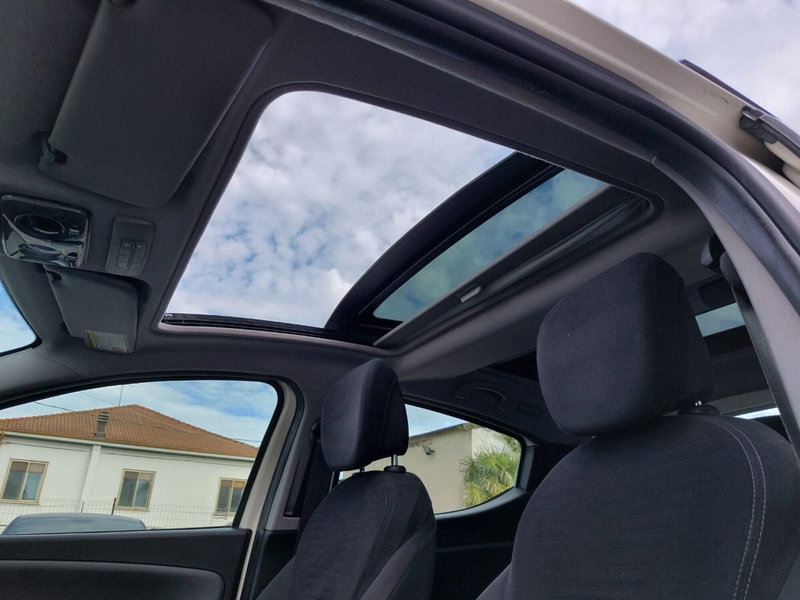 Lancia Ypsilon usata a Pavia (12)