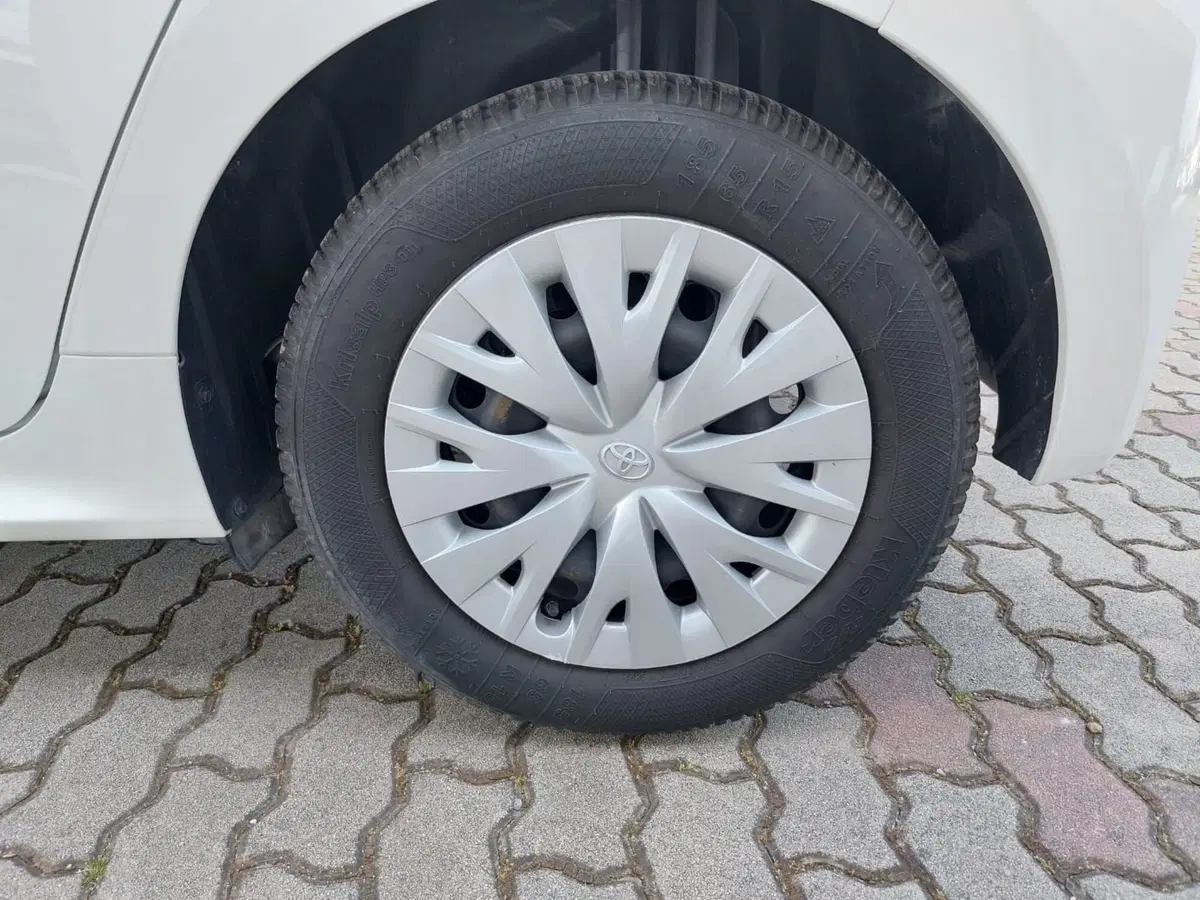 Toyota Yaris usata a Pavia (14)