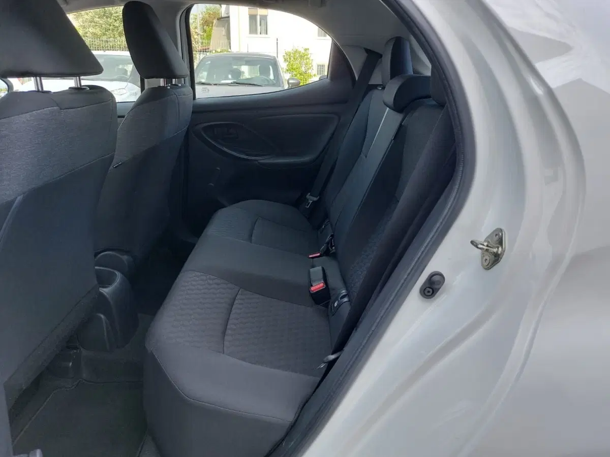 Toyota Yaris usata a Pavia (5)