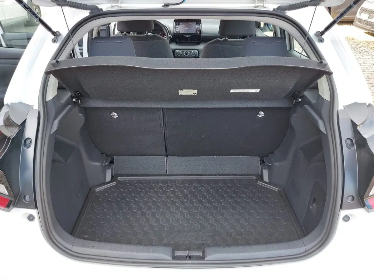 Toyota Yaris usata a Pavia (6)