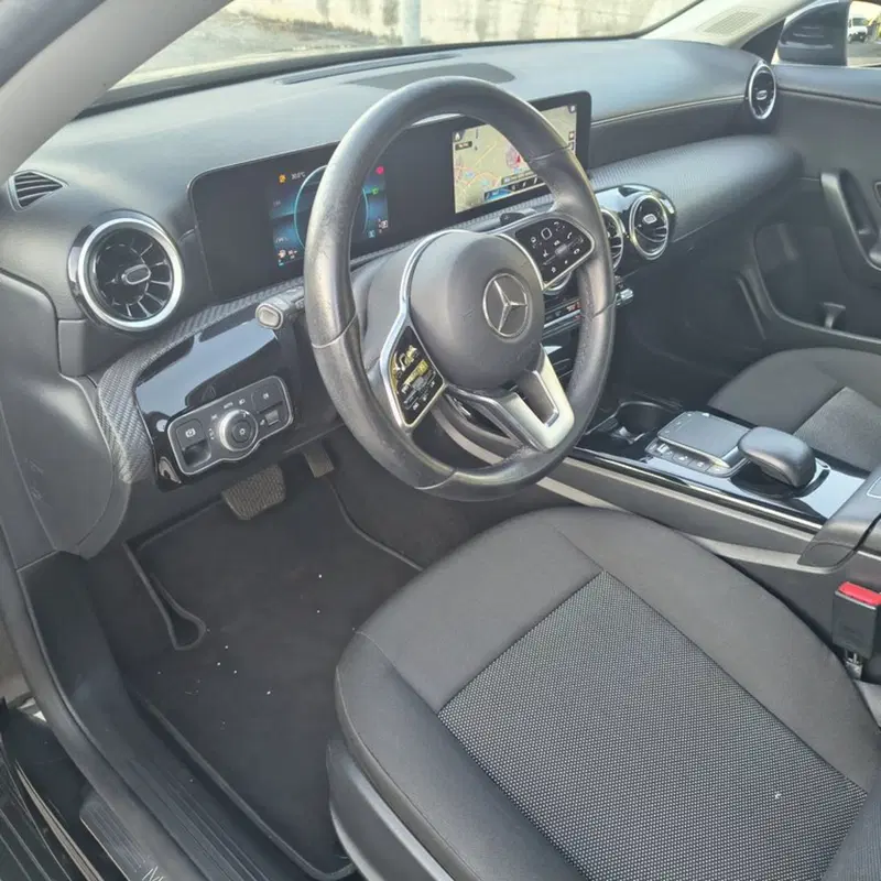 Mercedes-Benz CLA Shooting Brake usata a Padova (10)