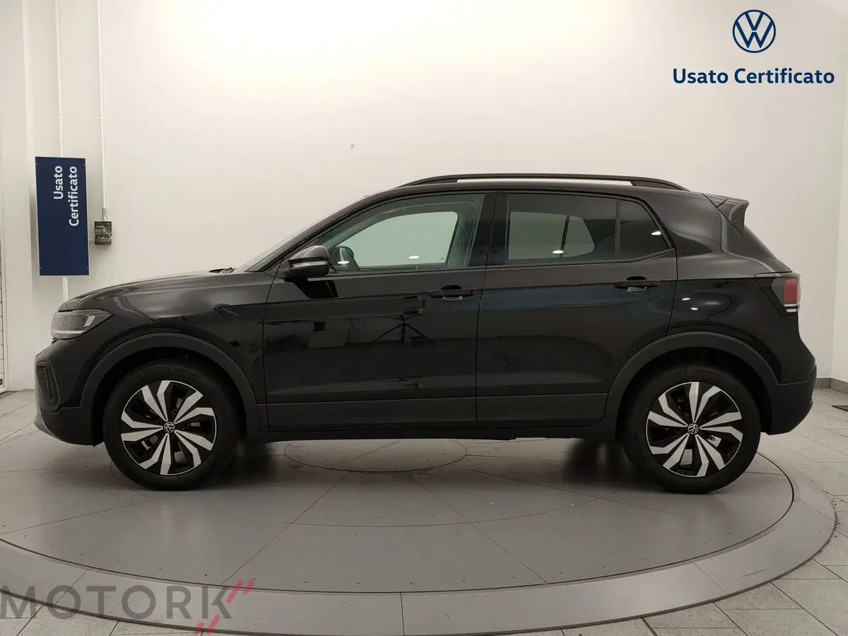 Volkswagen T-Cross nuova a Varese (3)