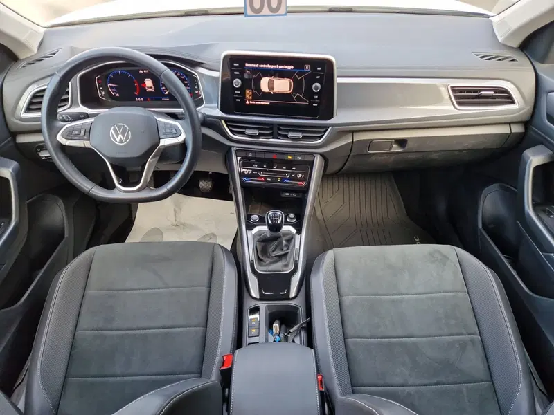 Volkswagen T-Roc usata a Siena (13)