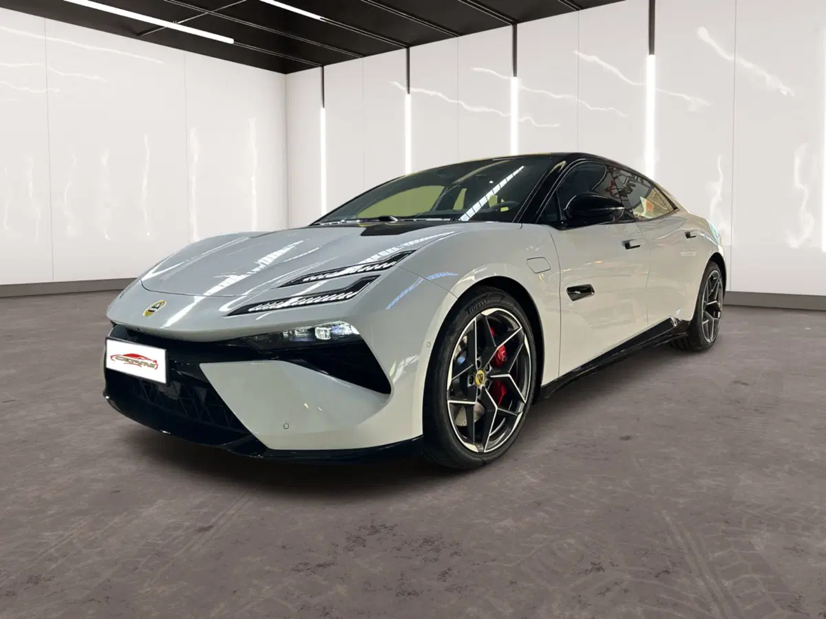Lotus Emeya nuova a Novara