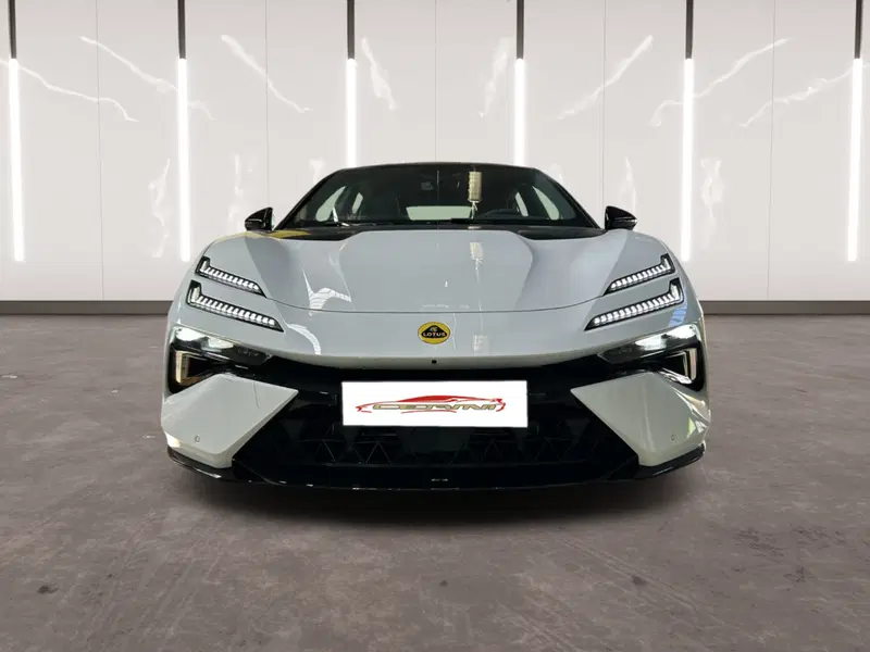 Lotus Emeya nuova a Novara (2)