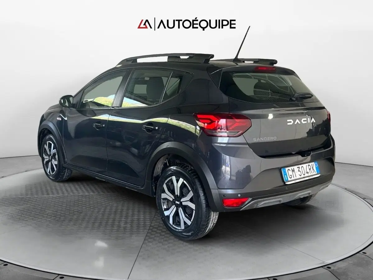 Dacia Sandero usata a Roma (3)