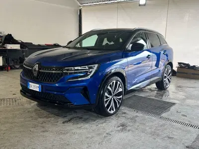 Renault Austral 1.2 full hybrid Iconic 200cv auto del 2023 usata a Roma
