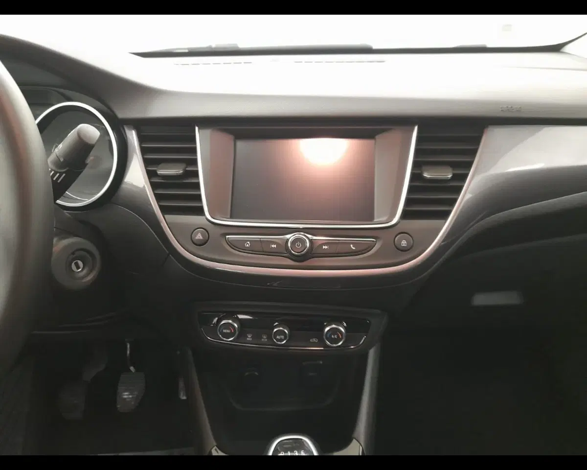 Opel Crossland usata a Asti (14)