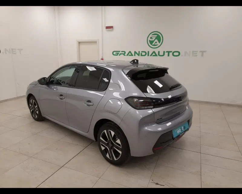 Peugeot 208 usata a Asti (4)