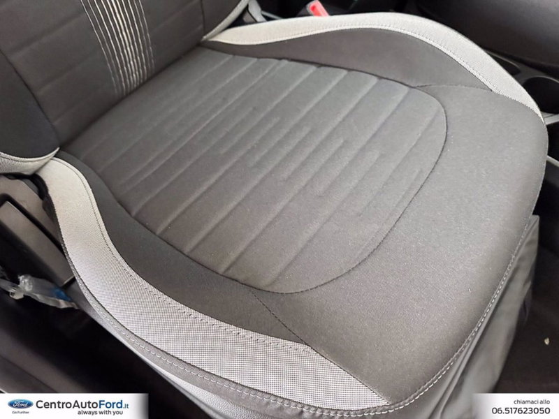 Hyundai i10 nuova a Roma (8)