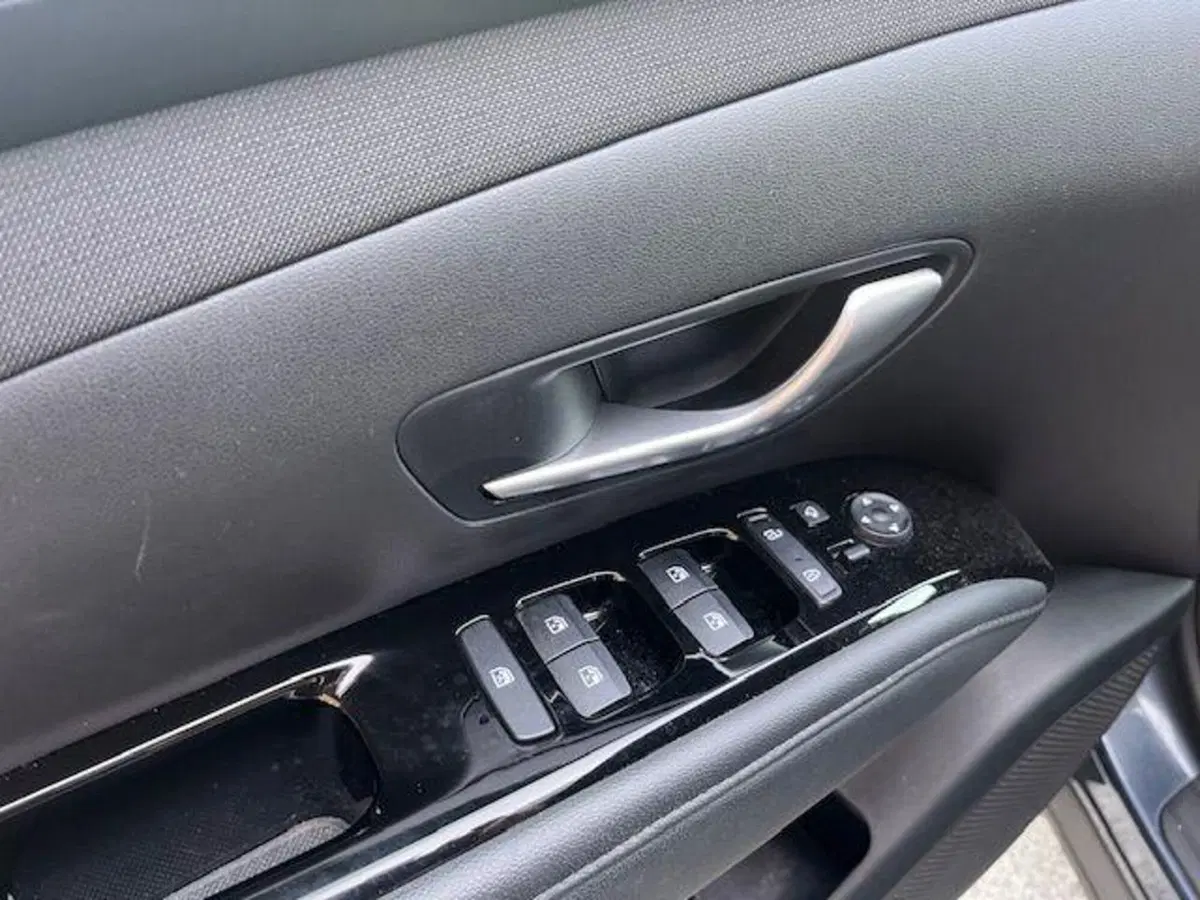 Hyundai Tucson usata a Verbano Cusio Ossola (11)