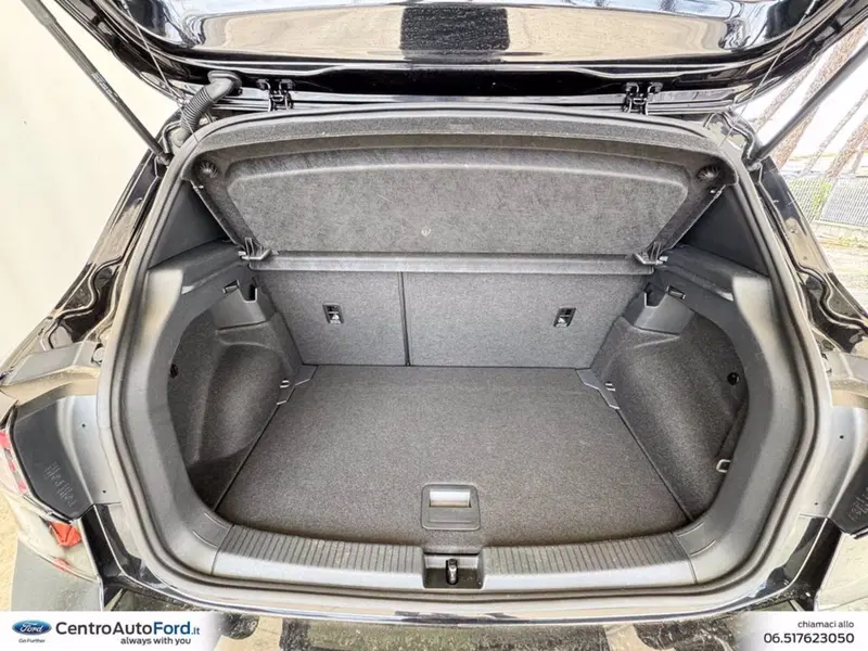 Volkswagen T-Cross usata a Roma (10)