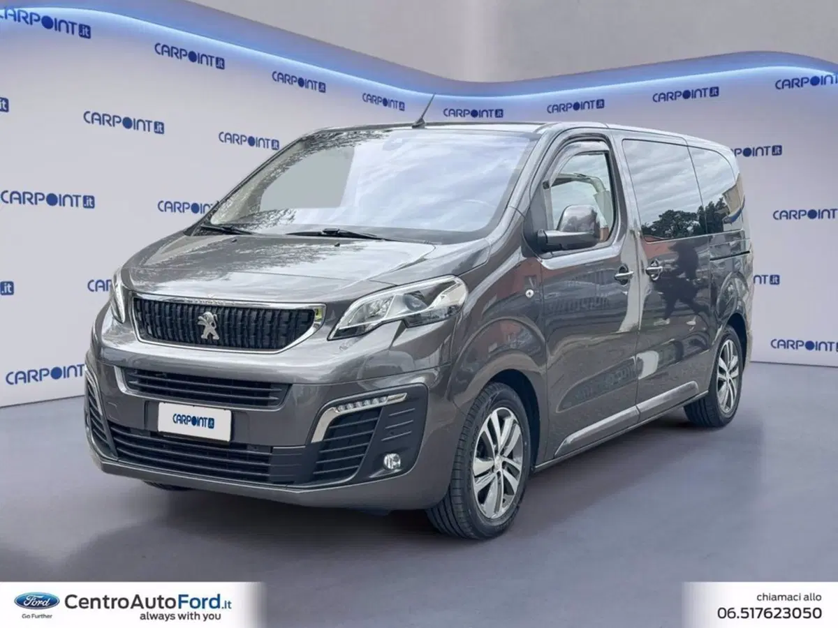 Peugeot Traveller usata a Roma