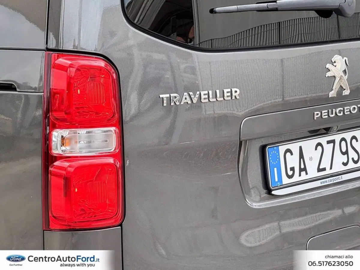 Peugeot Traveller usata a Roma (16)