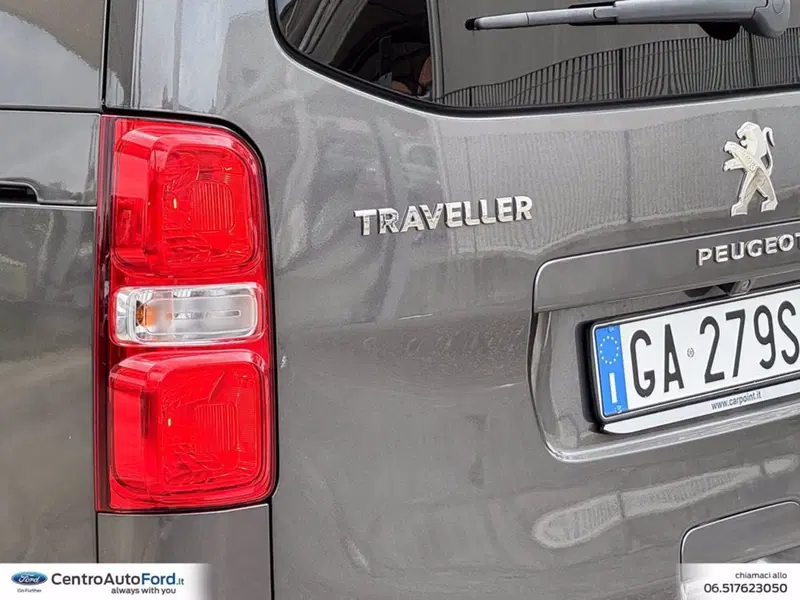 Peugeot Traveller usata a Roma (16)