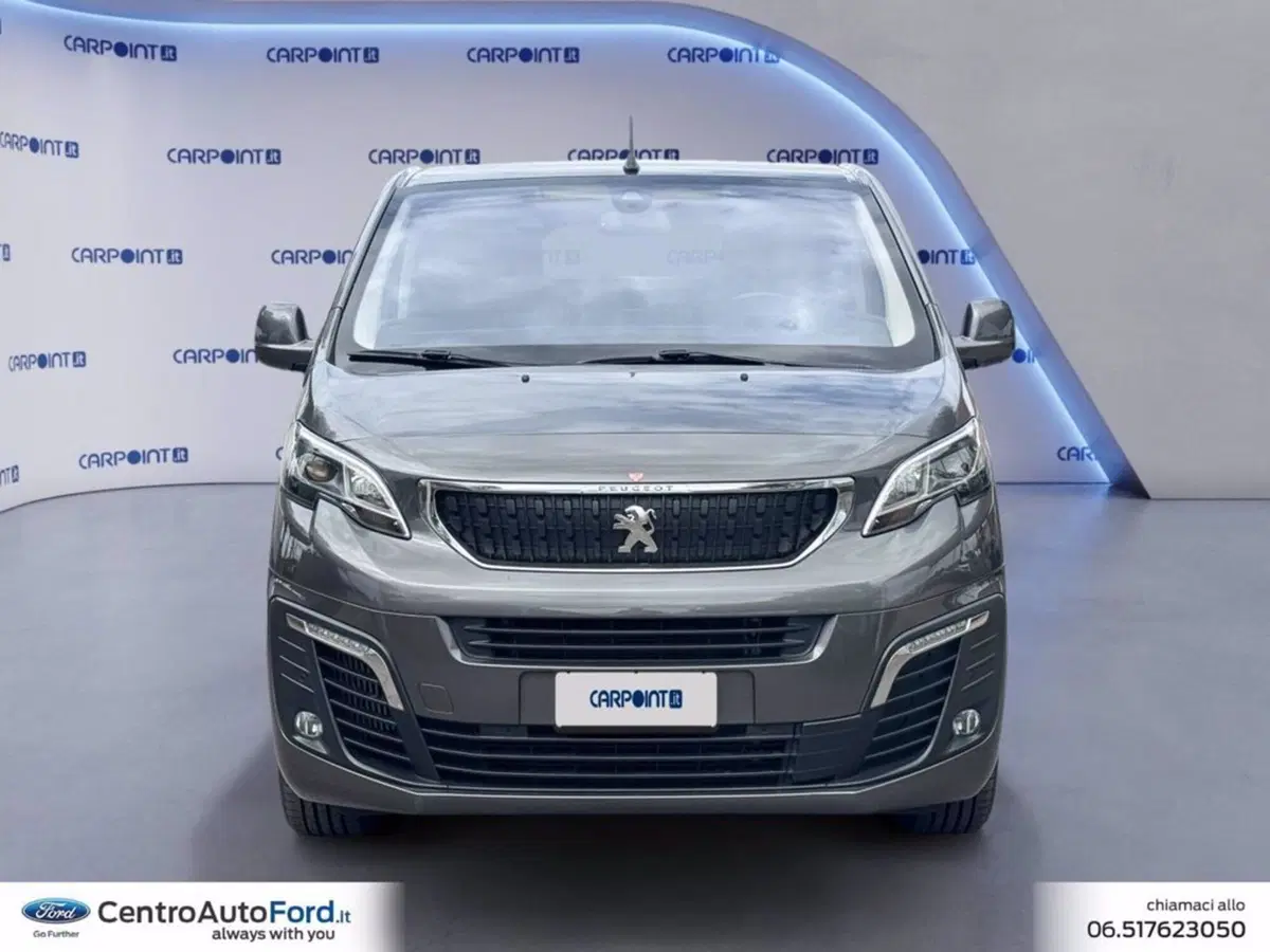 Peugeot Traveller usata a Roma (2)