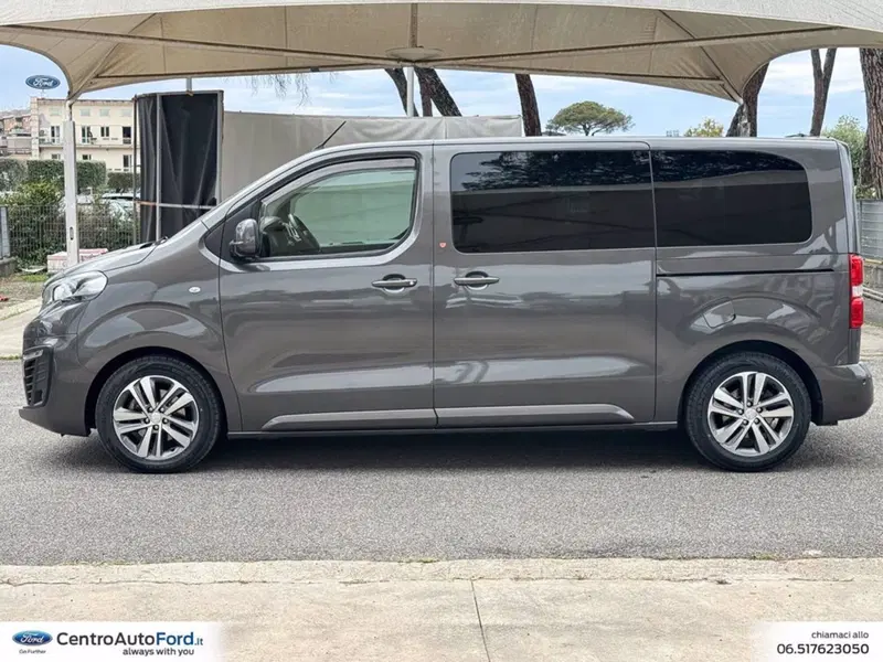 Peugeot Traveller usata a Roma (3)