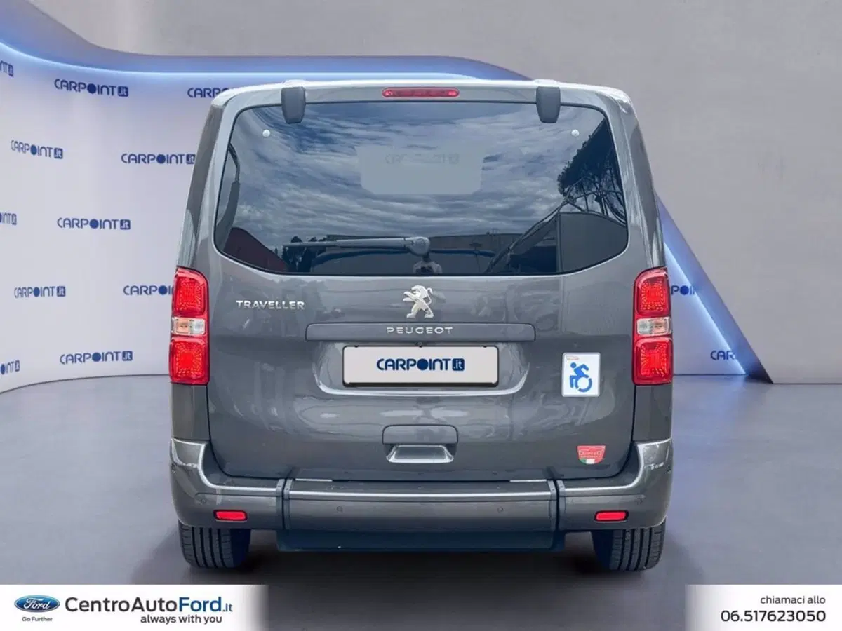 Peugeot Traveller usata a Roma (4)