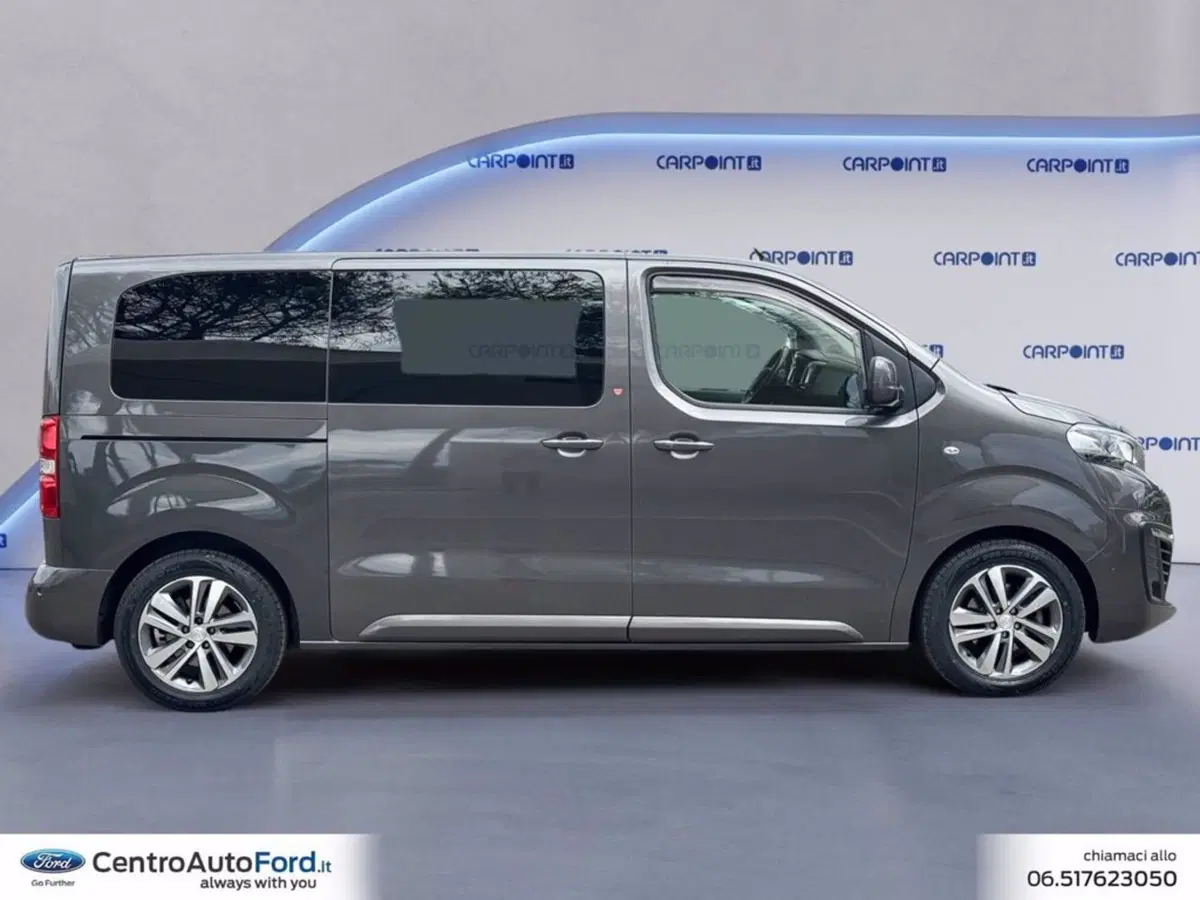 Peugeot Traveller usata a Roma (5)