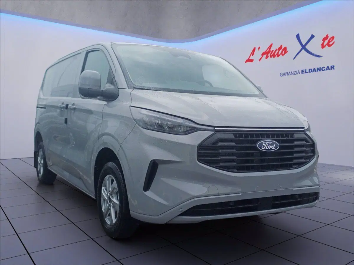 Ford Transit Custom Furgone nuova a Milano