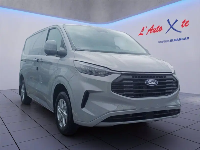 Ford Transit Custom Furgone nuova a Milano