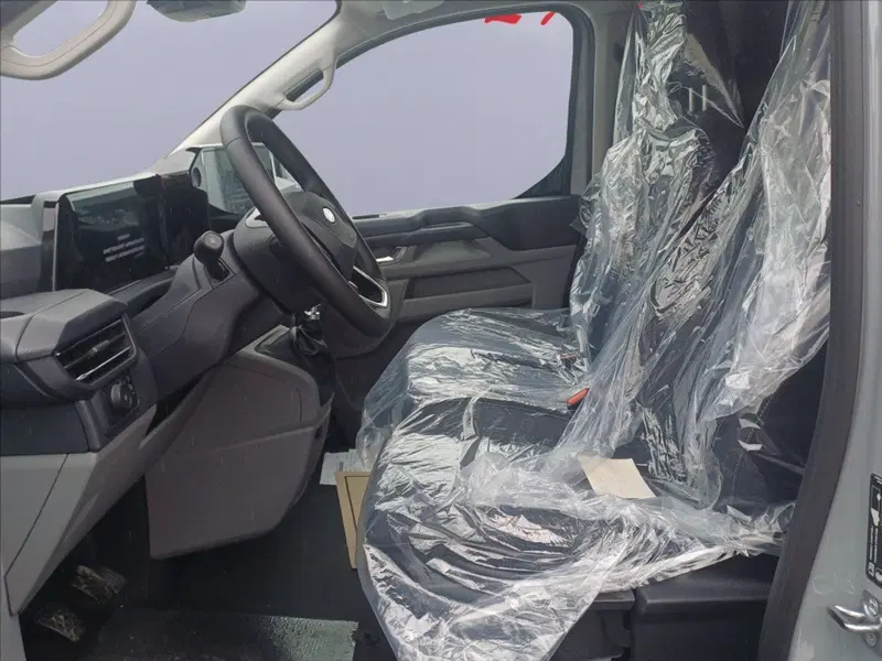 Ford Transit Custom Furgone nuova a Milano (15)