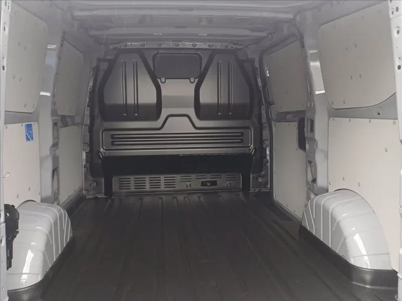 Ford Transit Custom Furgone nuova a Milano (18)