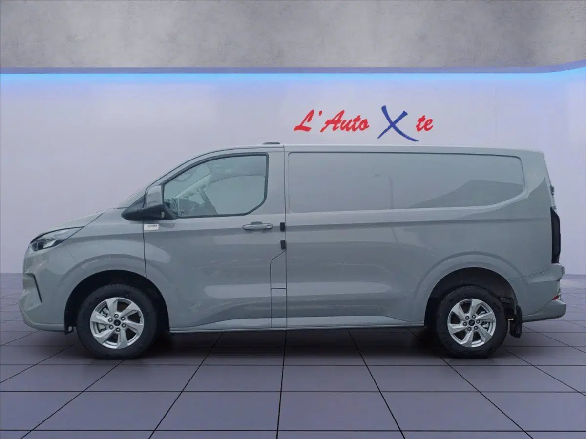 Ford Transit Custom Furgone nuova a Milano (5)