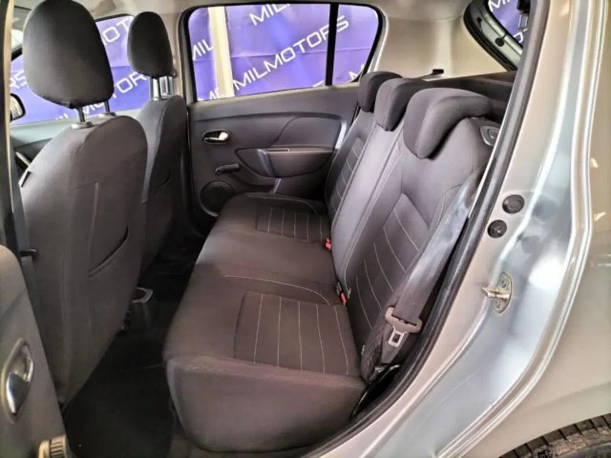 Dacia Sandero usata a Messina (13)