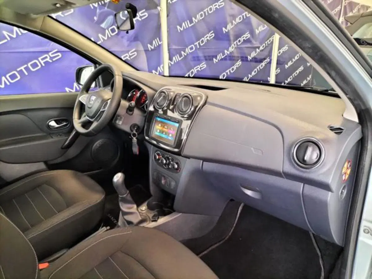 Dacia Sandero usata a Messina (18)