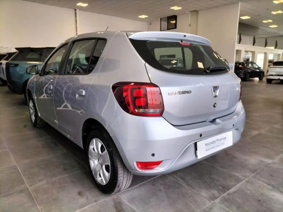 Dacia Sandero usata a Messina (8)
